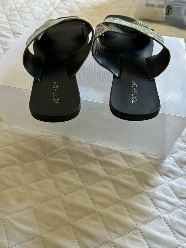 Topshop Ladies Size 5 Topshop slip on sandal