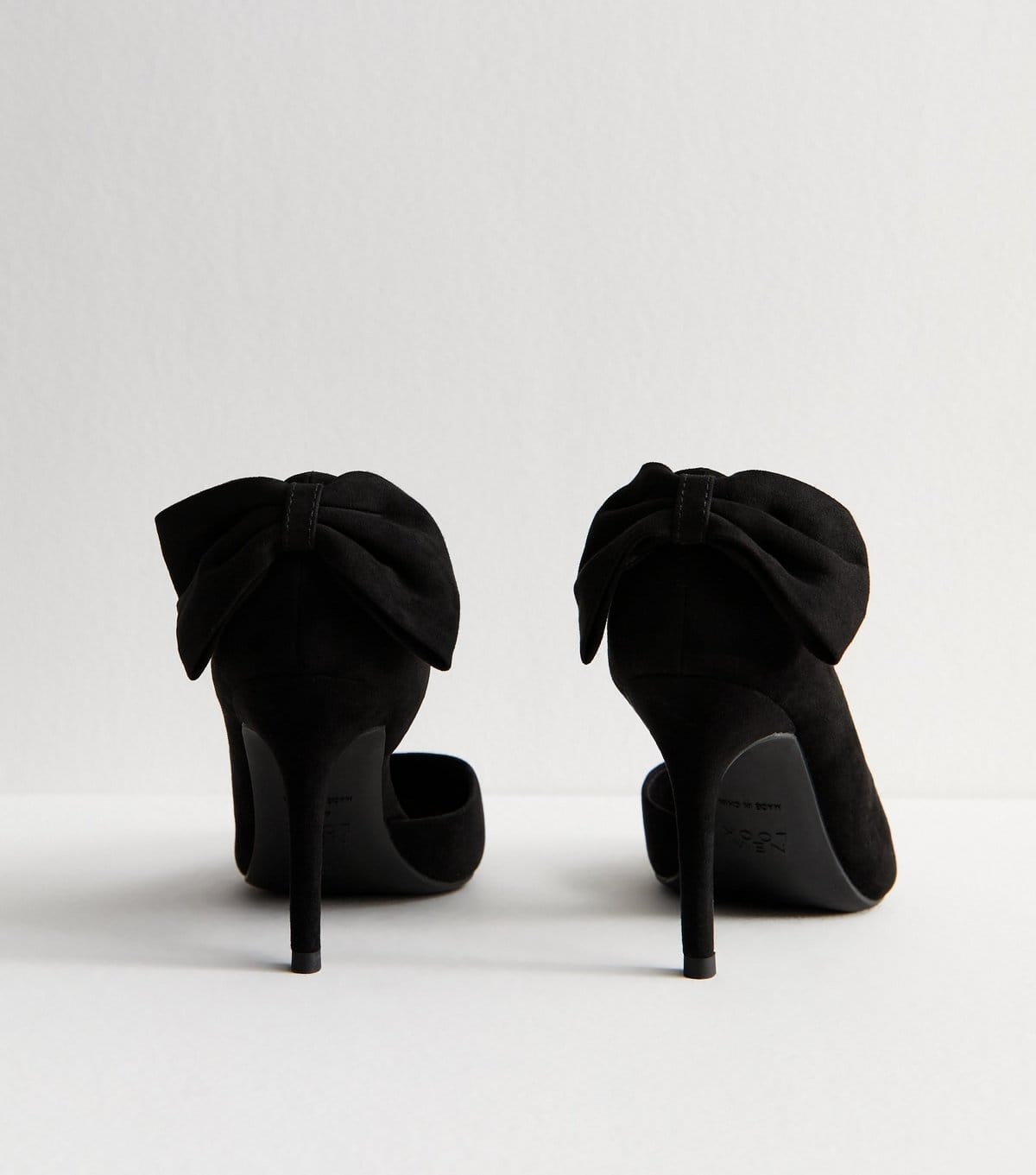 New Look Women's Wide Fit Black Faux Suede Bow Detail Court Shoes Vegan New Look - 4