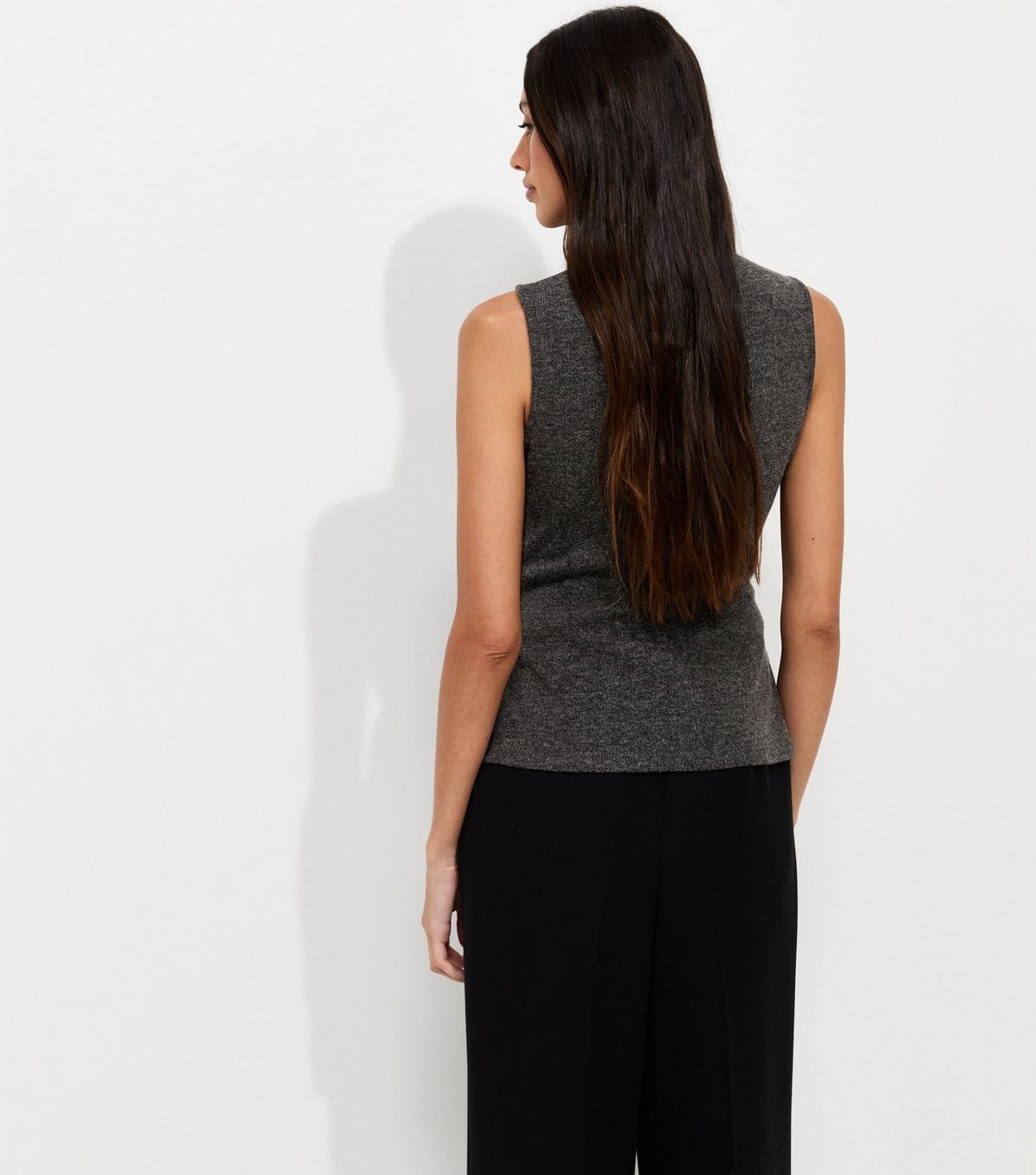 New Look Women's Dark Grey Knotted High Neck Sleeveless Top New Look - 4