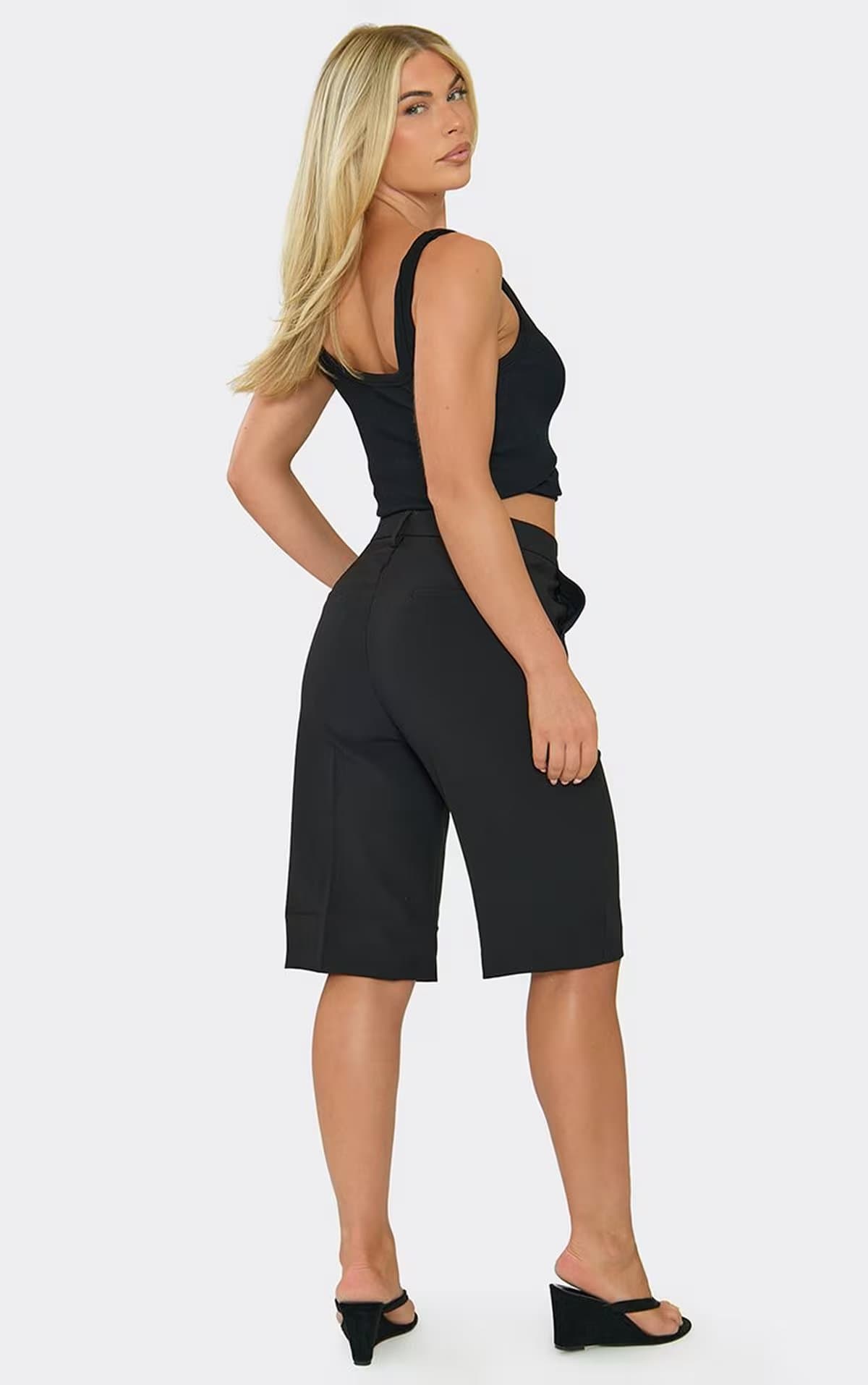EGO EGO Black Tailored Jorts In Mid Rise Button Front, Women's Size
