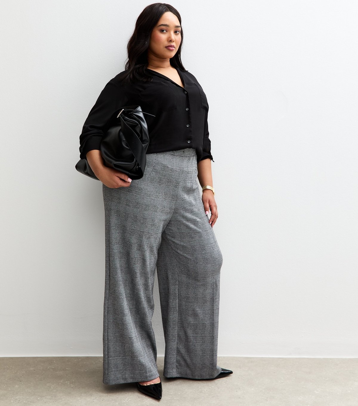 New Look Women's Plus Size Black Check Pattern Wide Leg Trousers Curves New Look - 3