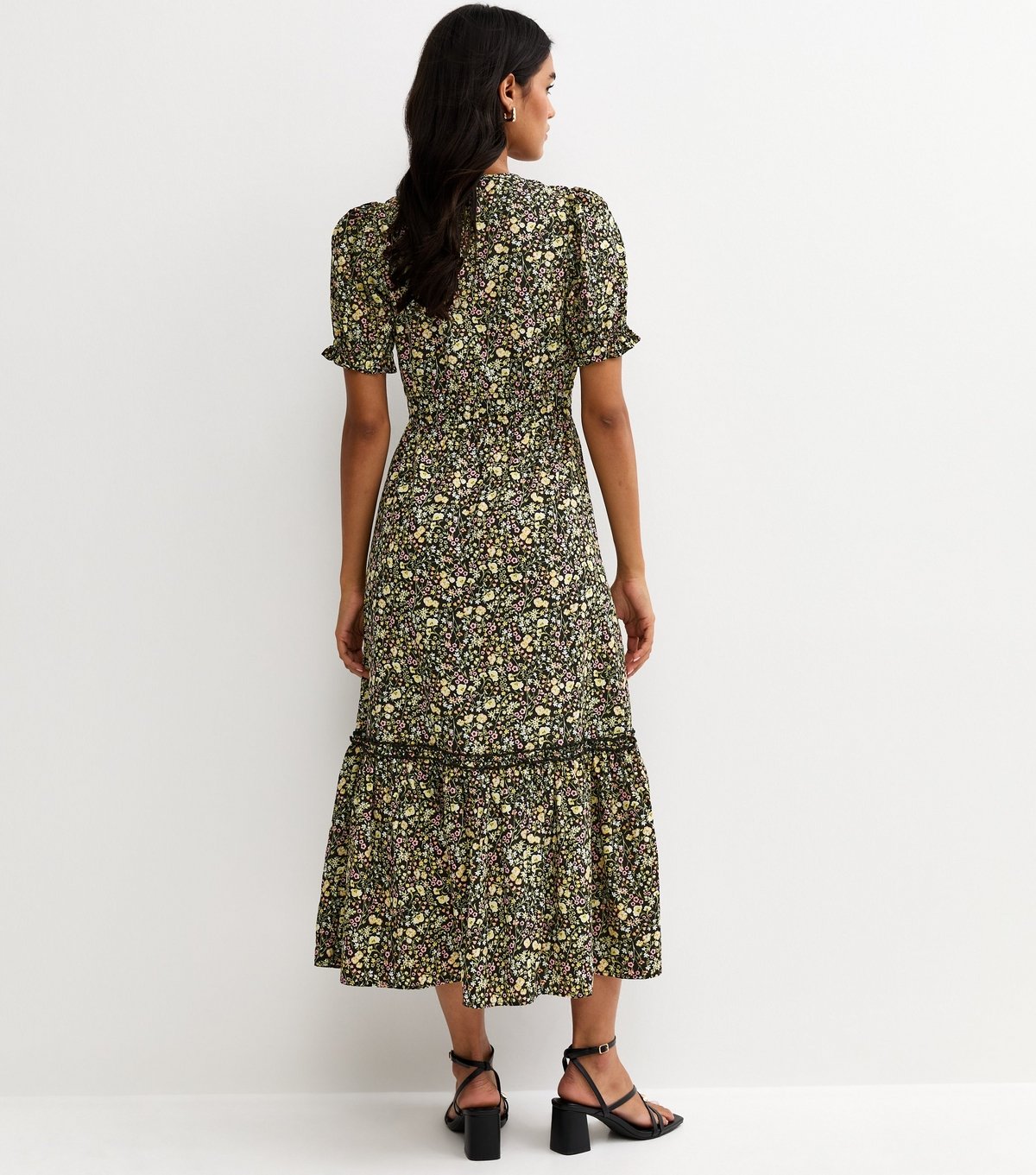 New Look Women's Black Crepe Floral Print Short Sleeve Tiered Midi Dress New Look - 4