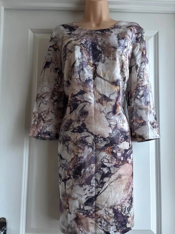 Great Plains Great Plains lovely 3/4 sleeves silky satin lined dress size M ( UK 8-10), immaculate condition