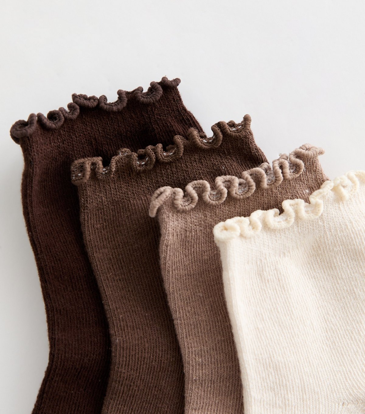 New Look Pack of 4 Brown Frill Trim Ankle Socks New Look - 2