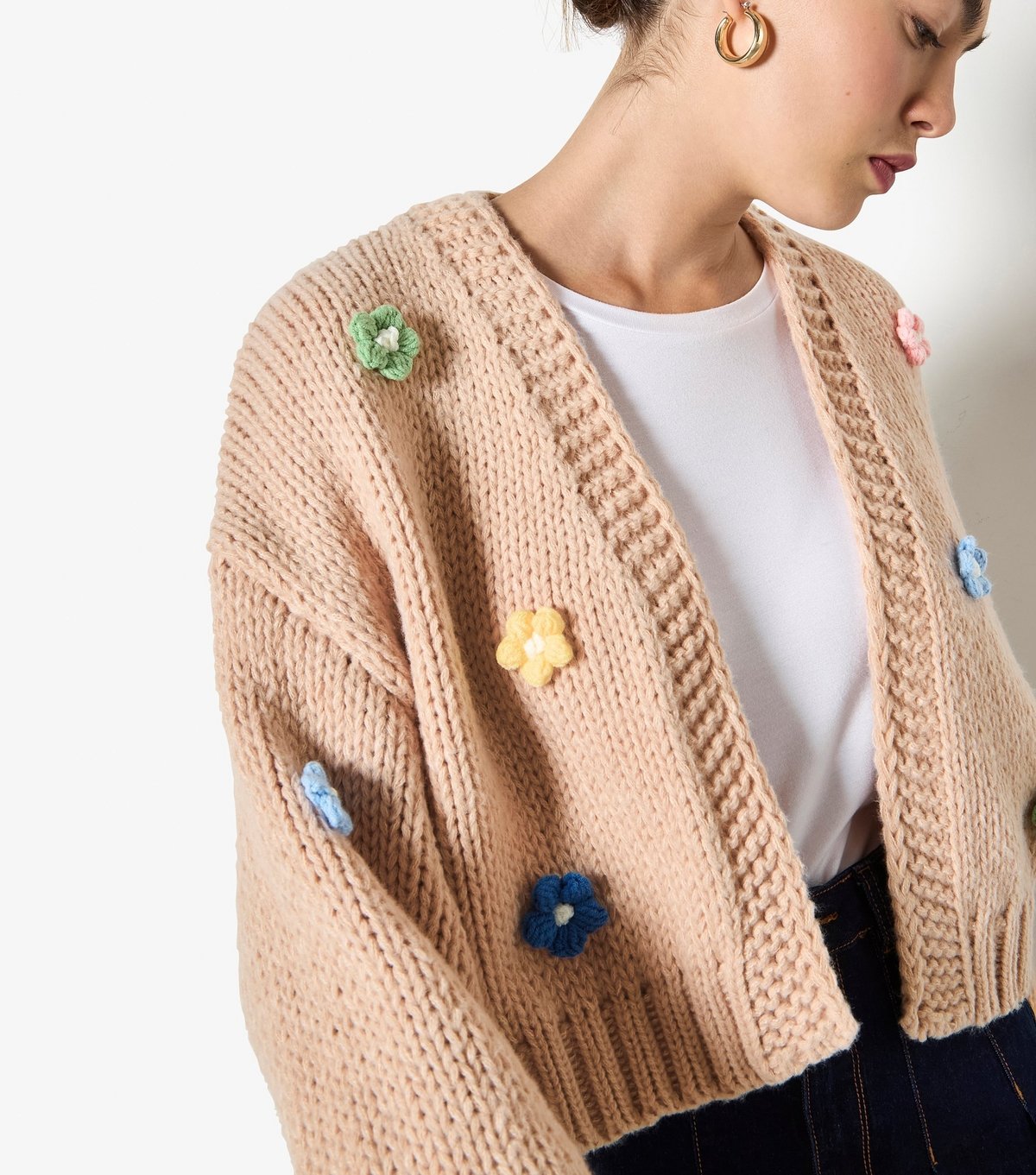 Apricot Women's Stone Daisy Appliqued Open Cardigan Apricot New Look - 4