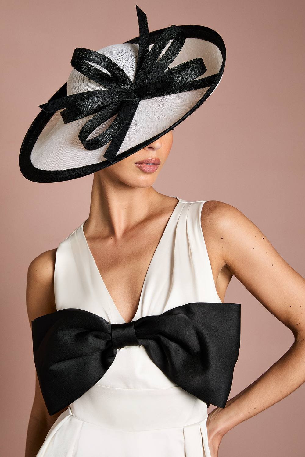 Coast Coast Women's Lisa Tan Bow Wide Brim Hat in Mono - 2