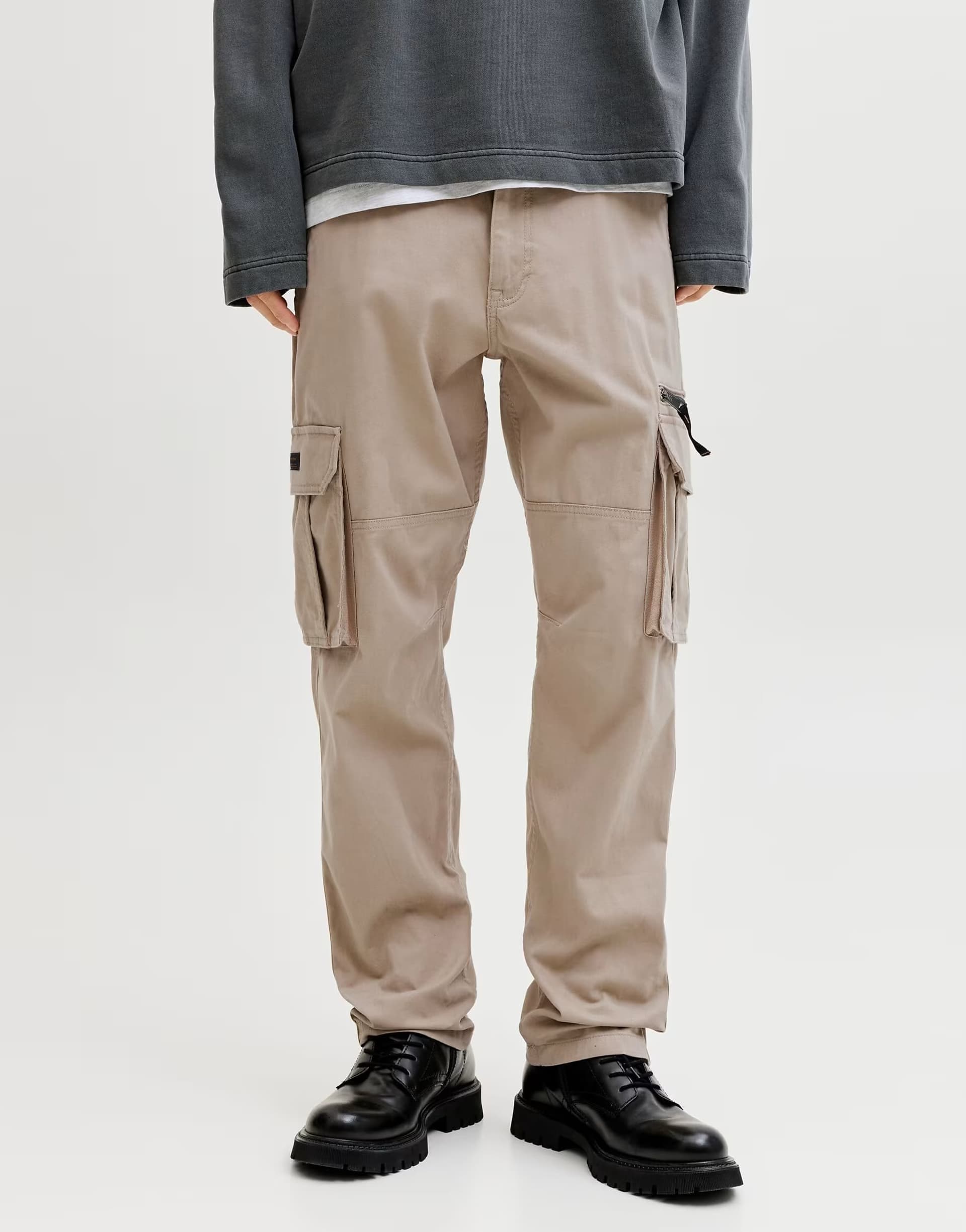 ASOS Jack & Jones Cargo trousers in crockery