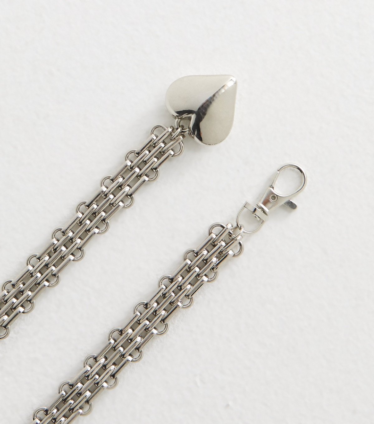 New Look Silver Tone Heart Charm Chain Belt New Look - 3