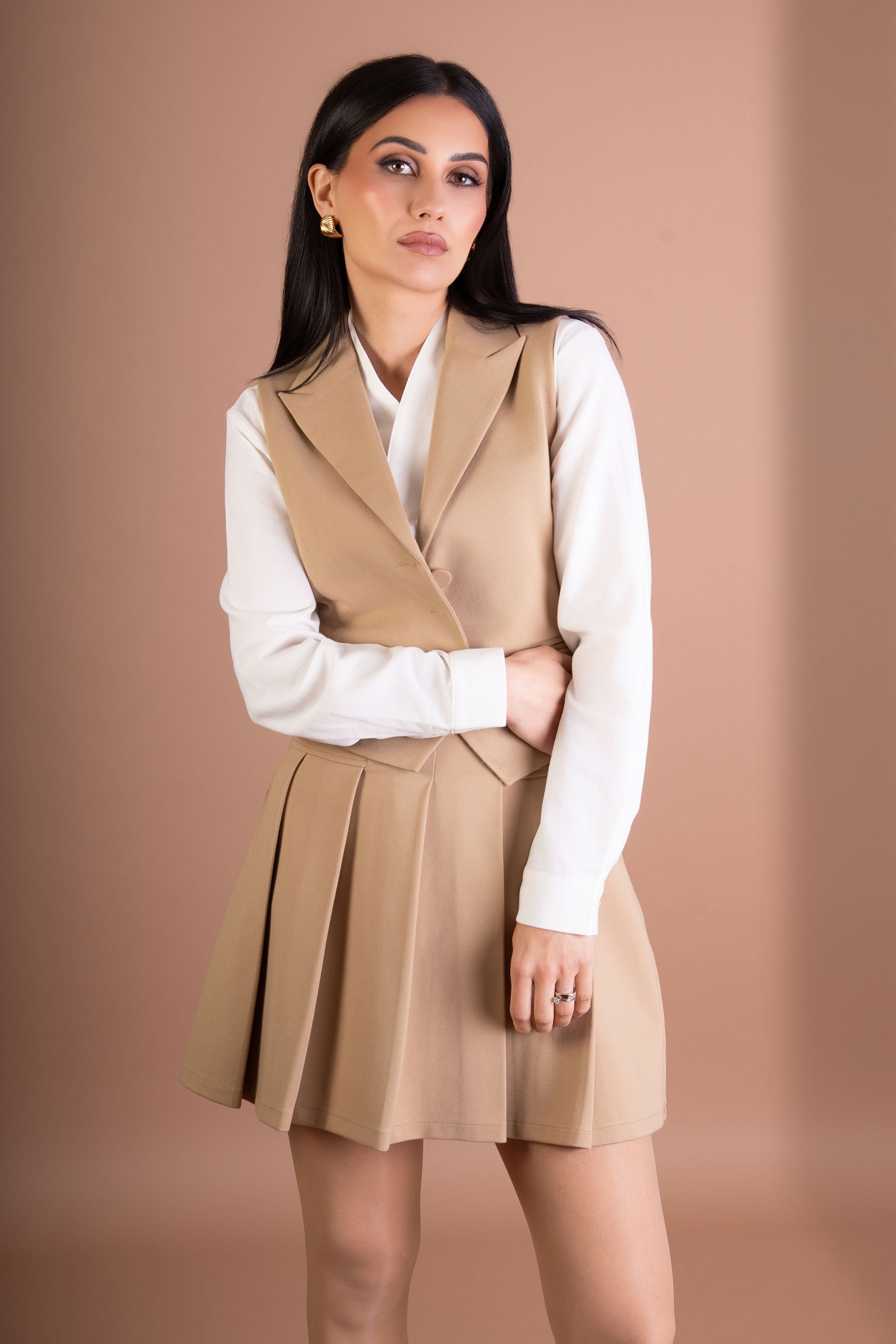 BALOU BALOU Women's High Waist Pleated Mini Skirt in Nude - 3