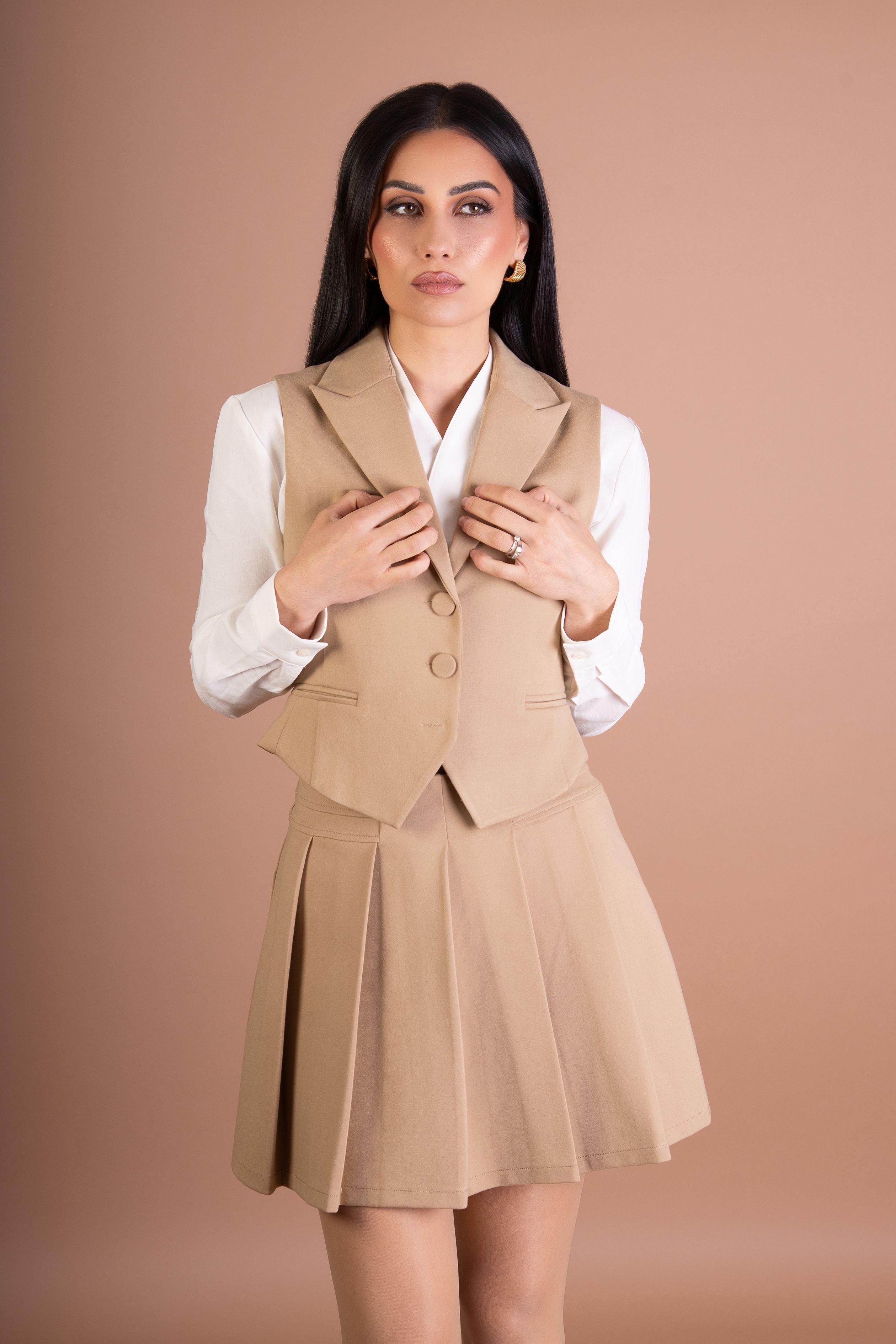 BALOU BALOU Women's High Waist Pleated Mini Skirt in Nude - 4