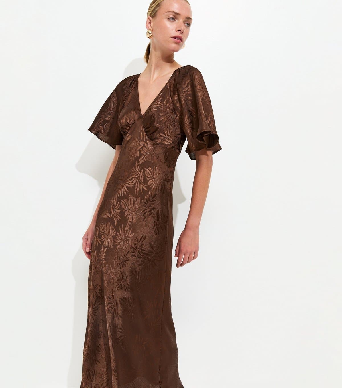 New Look Women's Dark Brown Palm Leaf Jacquard Flutter Sleeve Midi Dress New Look