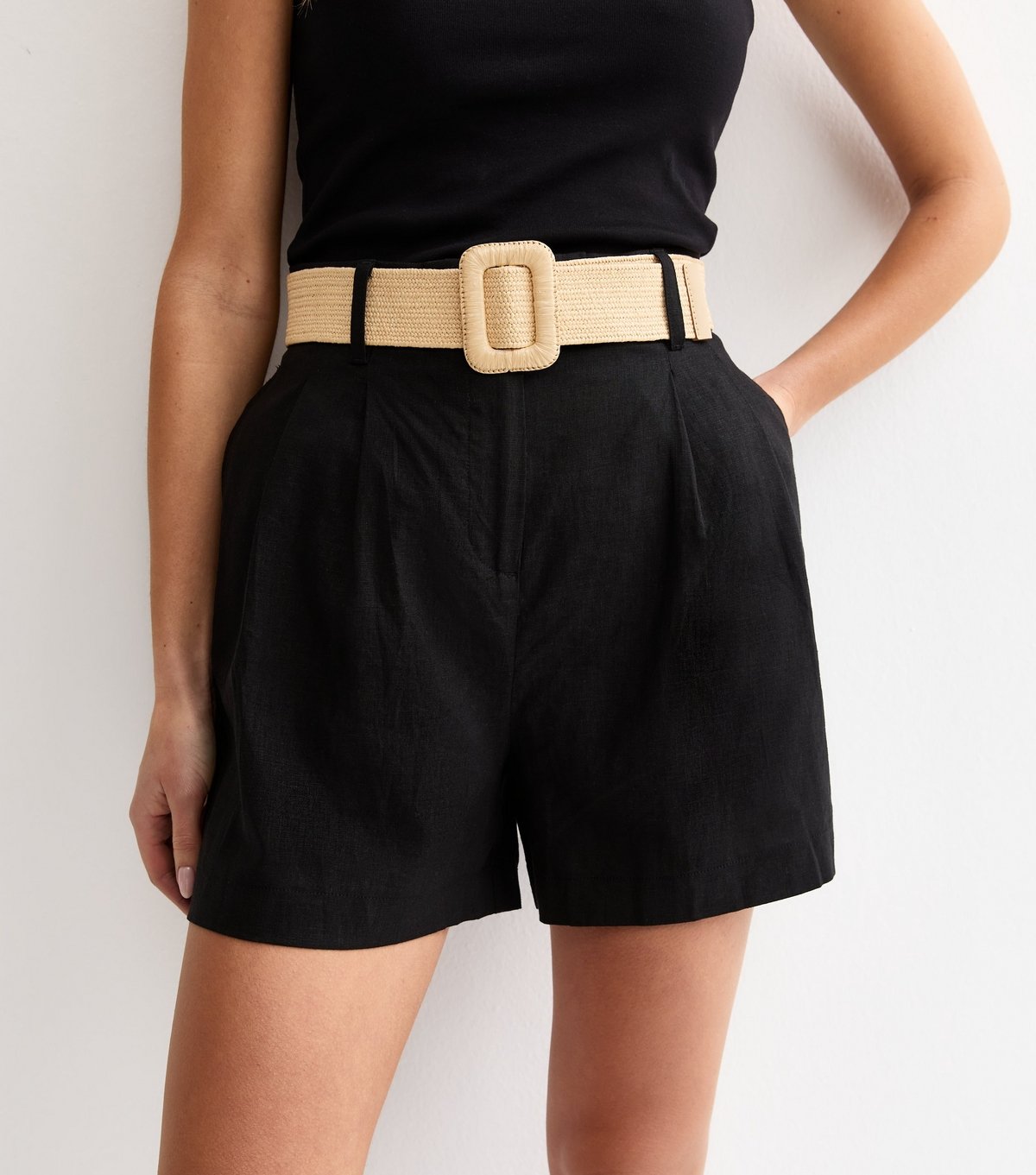 New Look Women's Black Linen Blend Belted Shorts New Look - 2