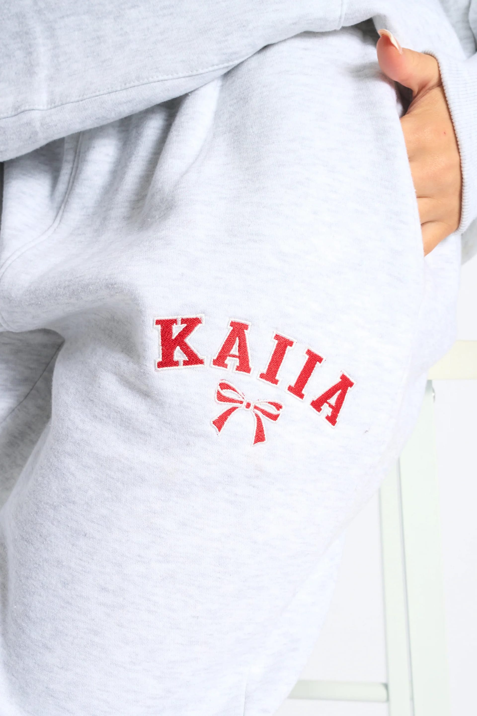 Kaiia Kaiia Bow Embroidered Ribbed Waistband Wide Leg Joggers Light Grey Marl & Red - 4