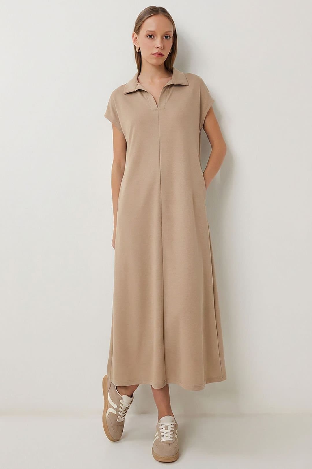 Happiness Istanbul Happiness Istanbul Women's Polo Collar Pull-On Midi Dress with Pocket in Beige