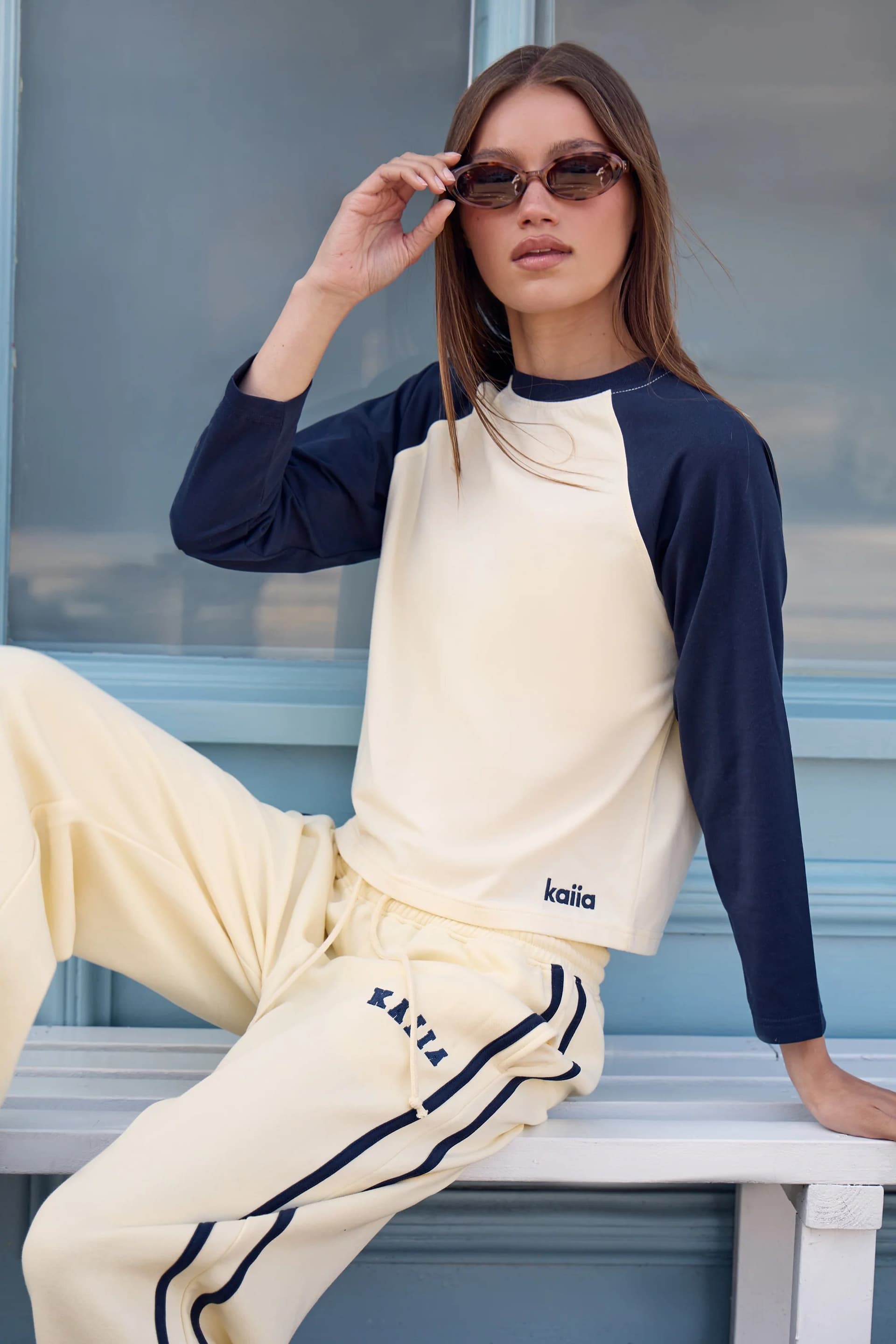 Kaiia Kaiia Contrast Panel Slim Fit T-shirt Butter Yellow & Navy