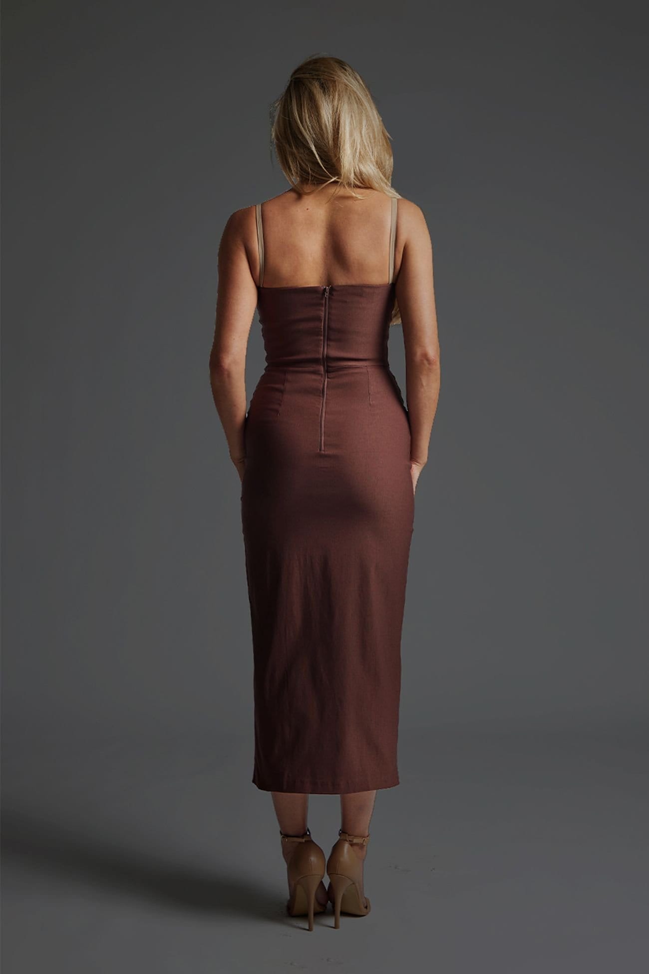 Vesper Vesper Women's Square Neck Contrast Strap Midaxi Dress in Chocolate - 4