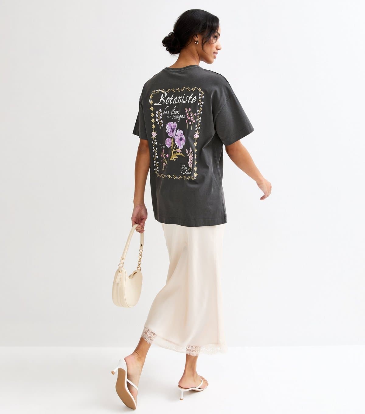New Look Women's Dark Grey Cotton Botaniste Print Oversized T-Shirt New Look
