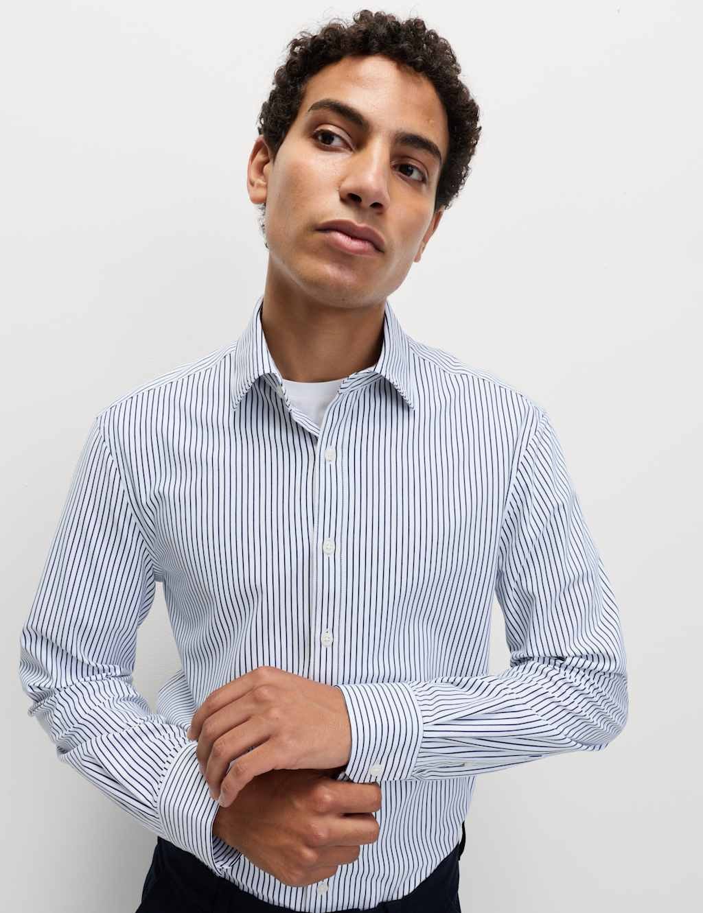 Marks & Spencer M&S Regular Fit Ultimate Non Iron Jersey Striped Shirt White/Navy - 3