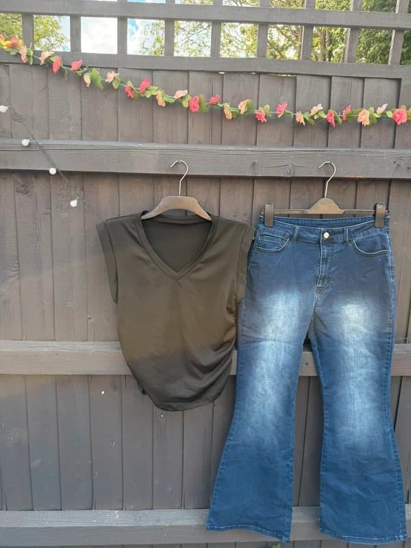 Boutique Brown Ruched Top & Dark Wash Flared Jeans Set | Size Large (UK 12–14) | Boutique | New Without Tags