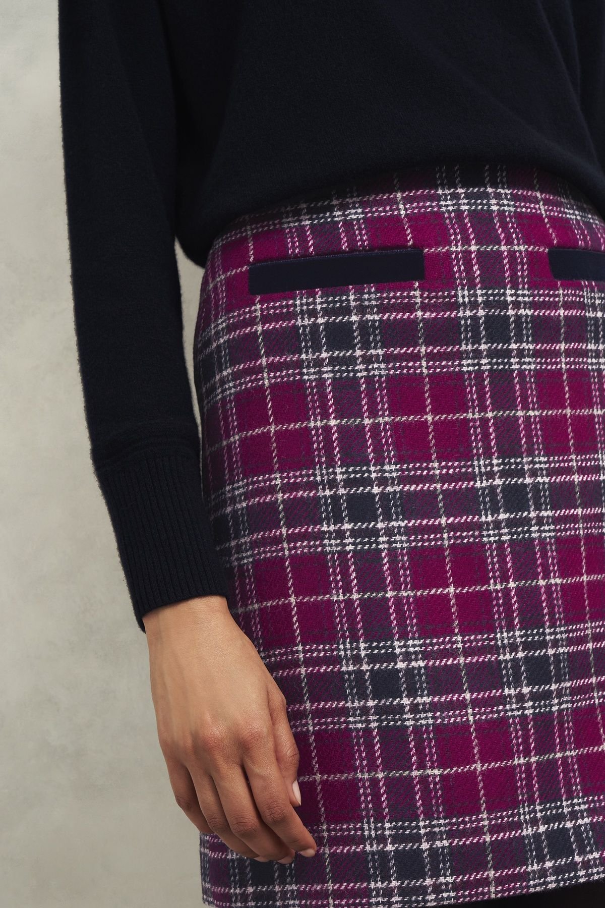 Hobbs London Hobbs London Women's Ruthie Tartan Mini Skirt in Fuchsia - 3