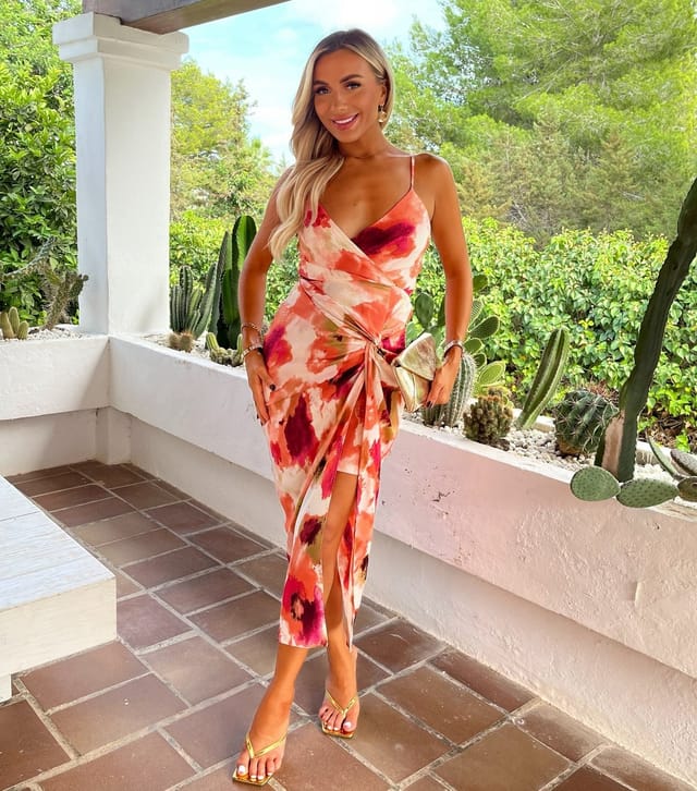 AX Paris Women's Multicolour Gathered Knot Detail Midi Dress AX Paris New Look - 2