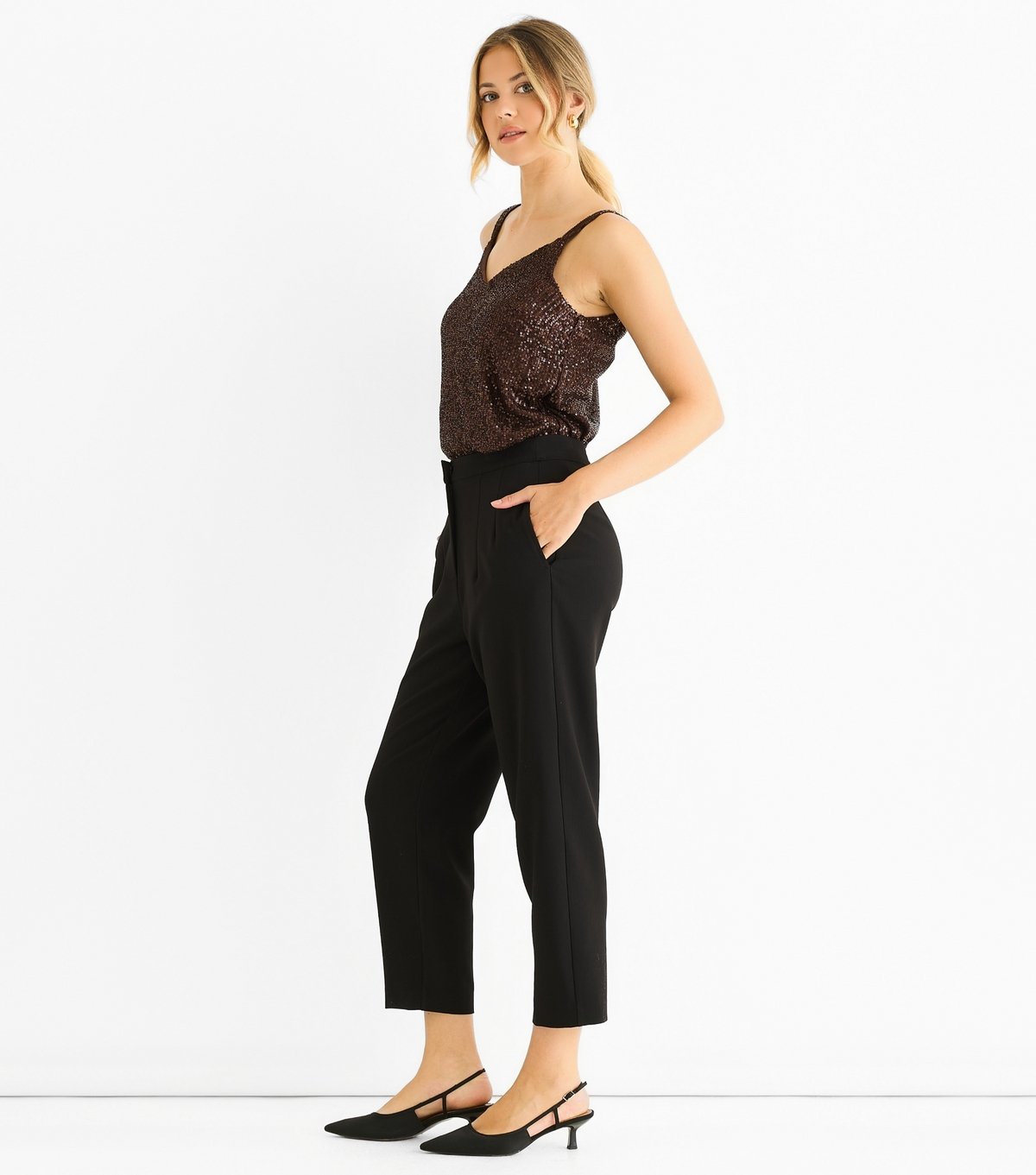 Gini London Women's Black Ankle Grazer Cigarette Trousers. Gini London New Look - 3