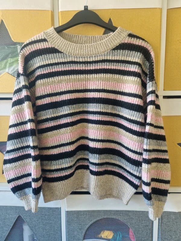 Oliver Bonas Oliver Bonas women's Sparkle Stripe Black & Gold Knitted Jumper size 8