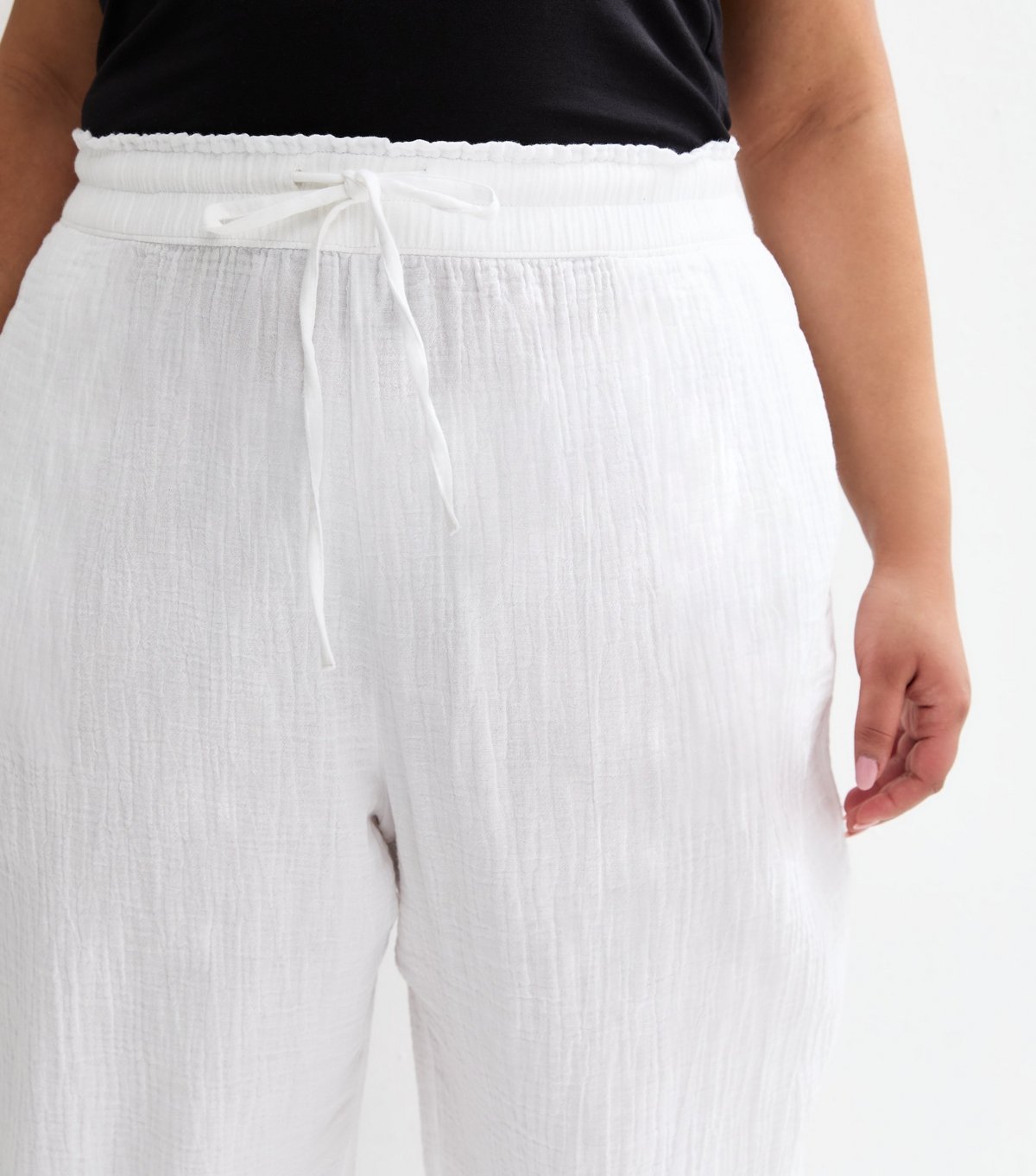 New Look Women's Plus Size White Drawstring Waist Wide Leg Trousers Curves New Look - 2