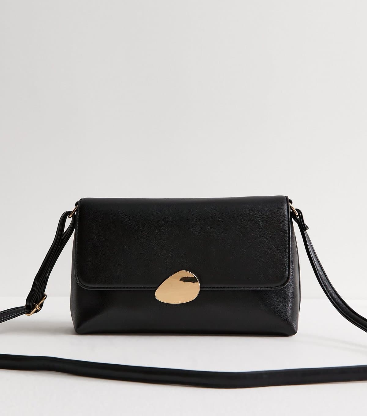 New Look New Look Black Faux Leather Pebble Clasp Crossbody Bag