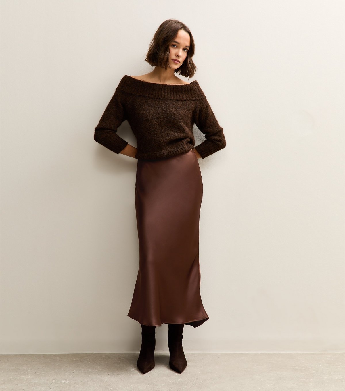 New Look Women's Dark Brown Satin Bias Cut Midi Skirt New Look - 2