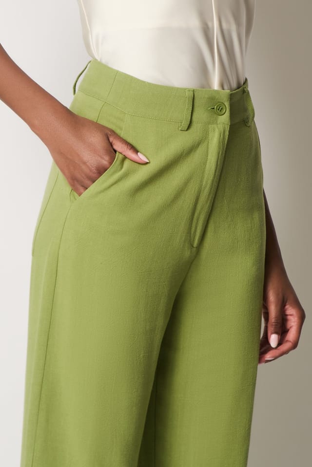 SOLO SOLO Women's Linen Trousers in Green - 3