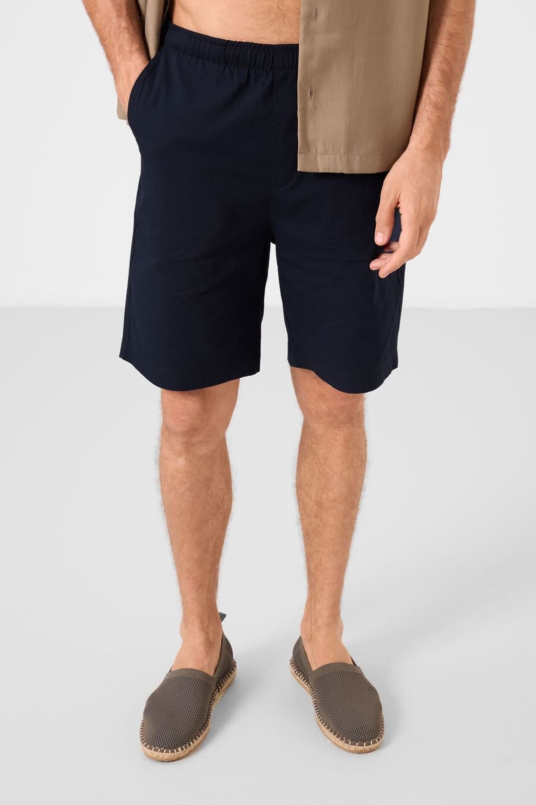 Tommy Life Tommy Life Men's Chino Shorts in Navy - 4