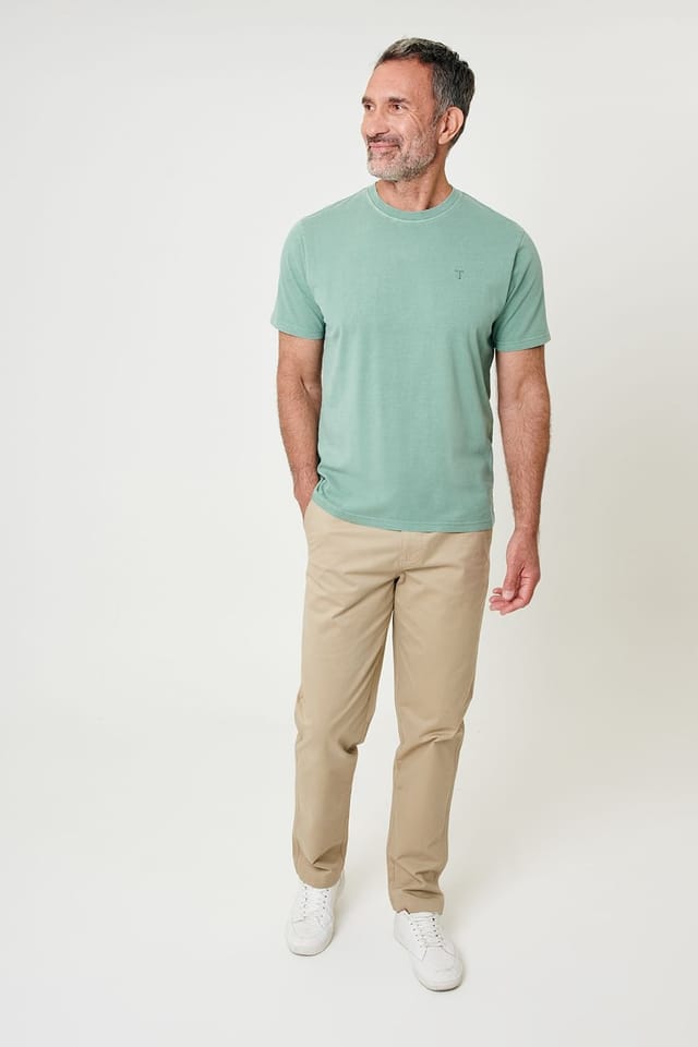 Saltwell Saltwell Men's Garment Dye Cotton Jersey Crew Neck T-Shirt in Green - 3
