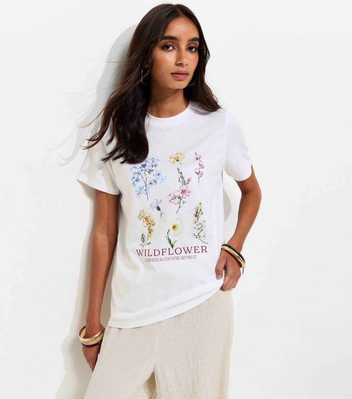 New Look New Look White Cotton Wildflower Print T-Shirt