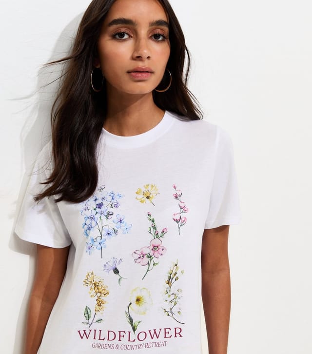 New Look Women's White Cotton Wildflower Print T-Shirt New Look - 2