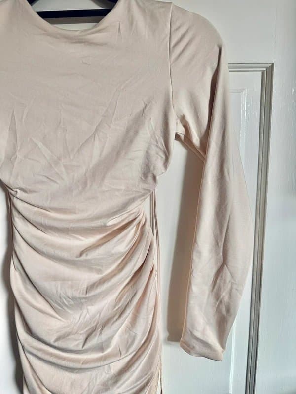 Oh Polly Oh Polly Ruched Backless Bodycon Mini Dress | Cream / White | Minimalist Glam | Soft Glam | Size 10