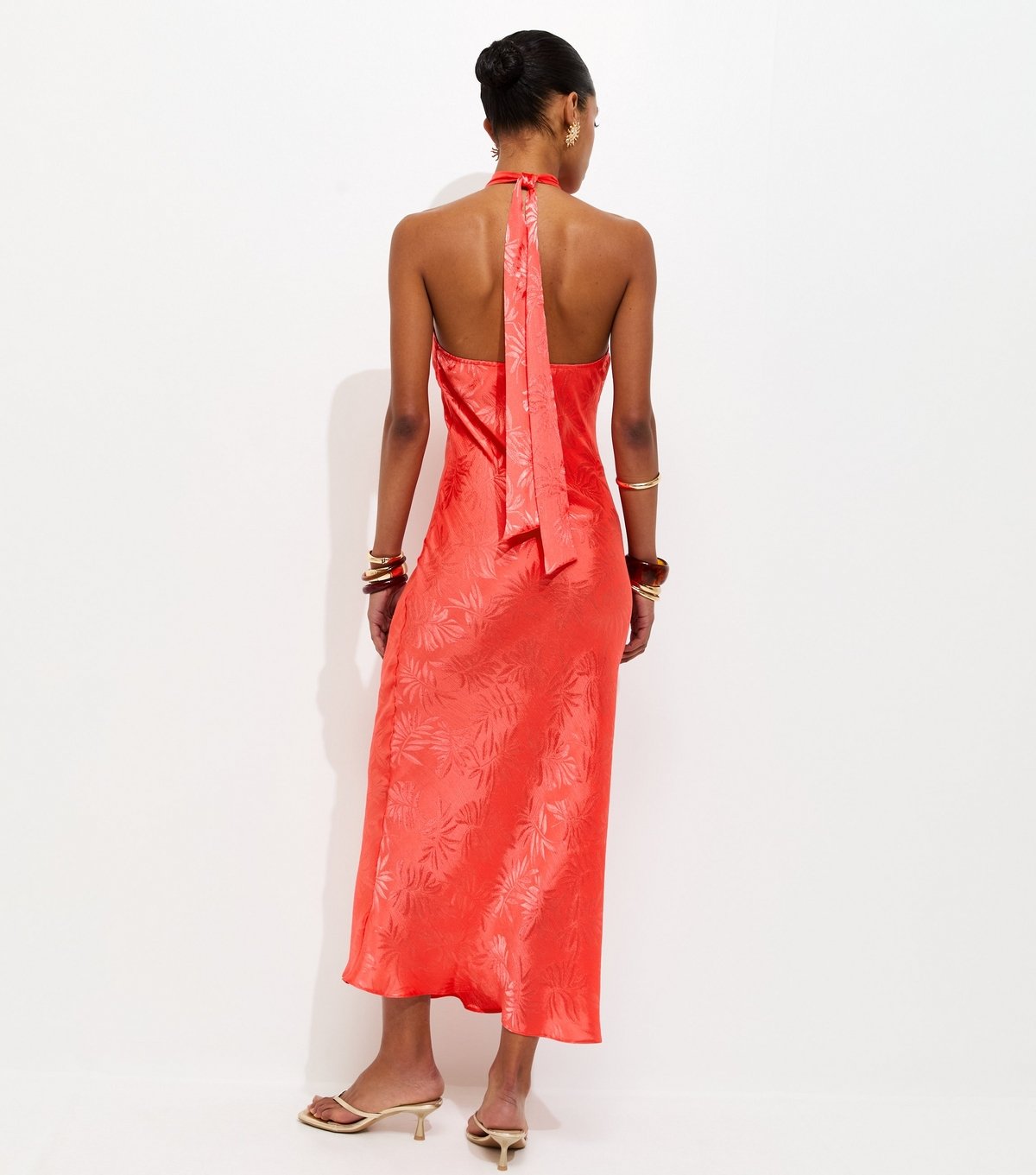 New Look Women's Coral Palm Leaf Jacquard Halter Neck Maxi Dress New Look - 4