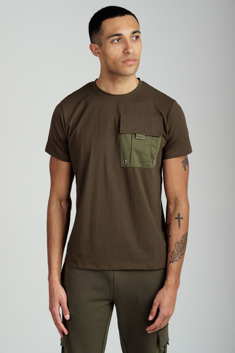 Foray Foray Men's Short Sleeve Cotton Utility Pocket Crew T-Shirt in Khaki