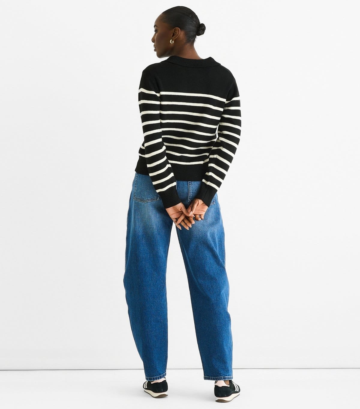 Gini London Women's Black Striped Collared V-Neck Jumper Gini London New Look - 4