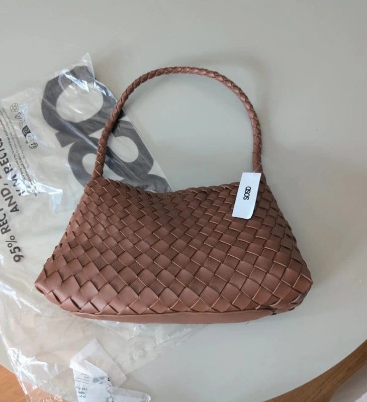 ASOS Design ASOS woven shoulder bag in brown - 1