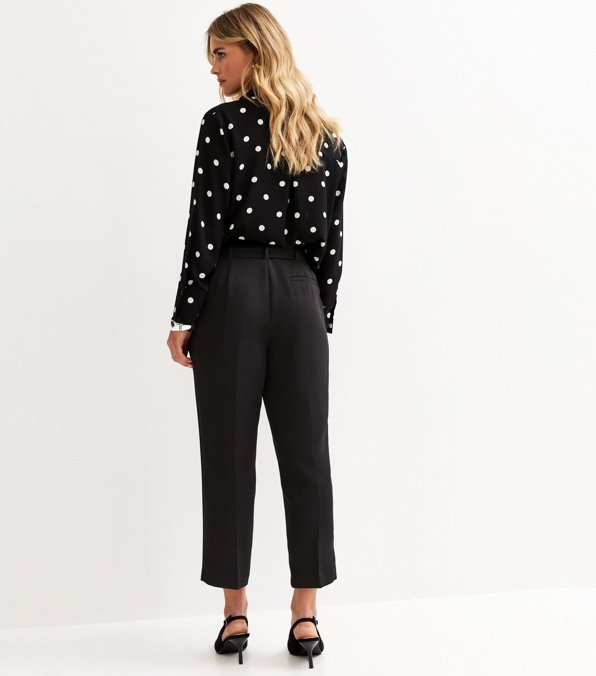 New Look Women's Petite Black Ring Belted Paperbag Waist Trousers New Look - 4