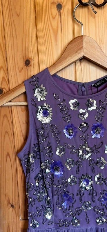 Street Nine Street Nine Lavender Embellished Maxi Dress – New With Tags size S (8)
