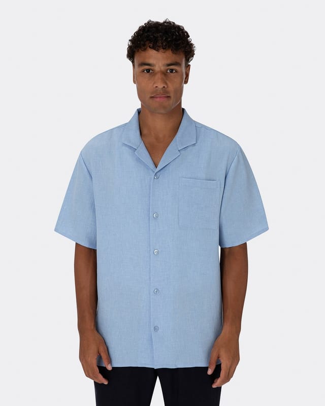 Walker & Hunt Walker & Hunt Men's Oversized 'Cuban' Shirt in Blue - 2