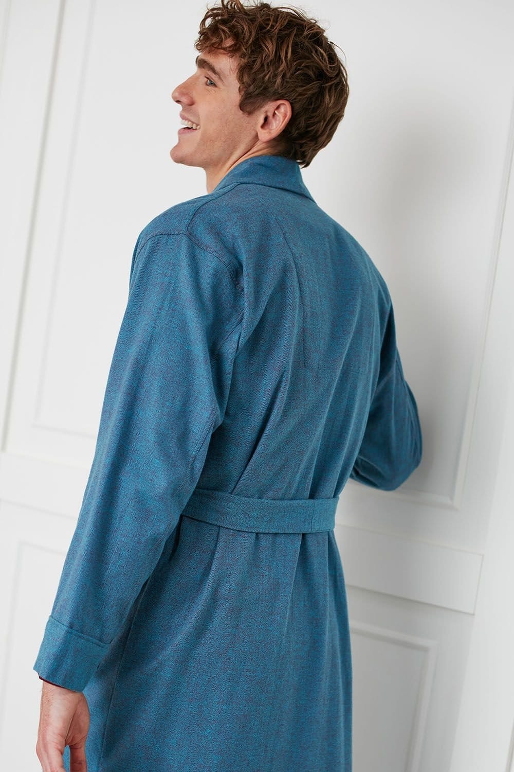 British Boxers British Boxers Men's 'Stornoway' Herringbone Brushed Cotton Dressing Gown in Teal - 4