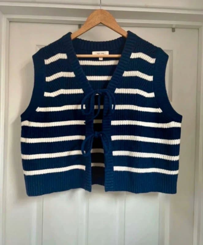 Marks & Spencer Beautiful Women's Per Una @ M&S Navy Mix Striped Tie Front Knit Waistcoat size L 16-18