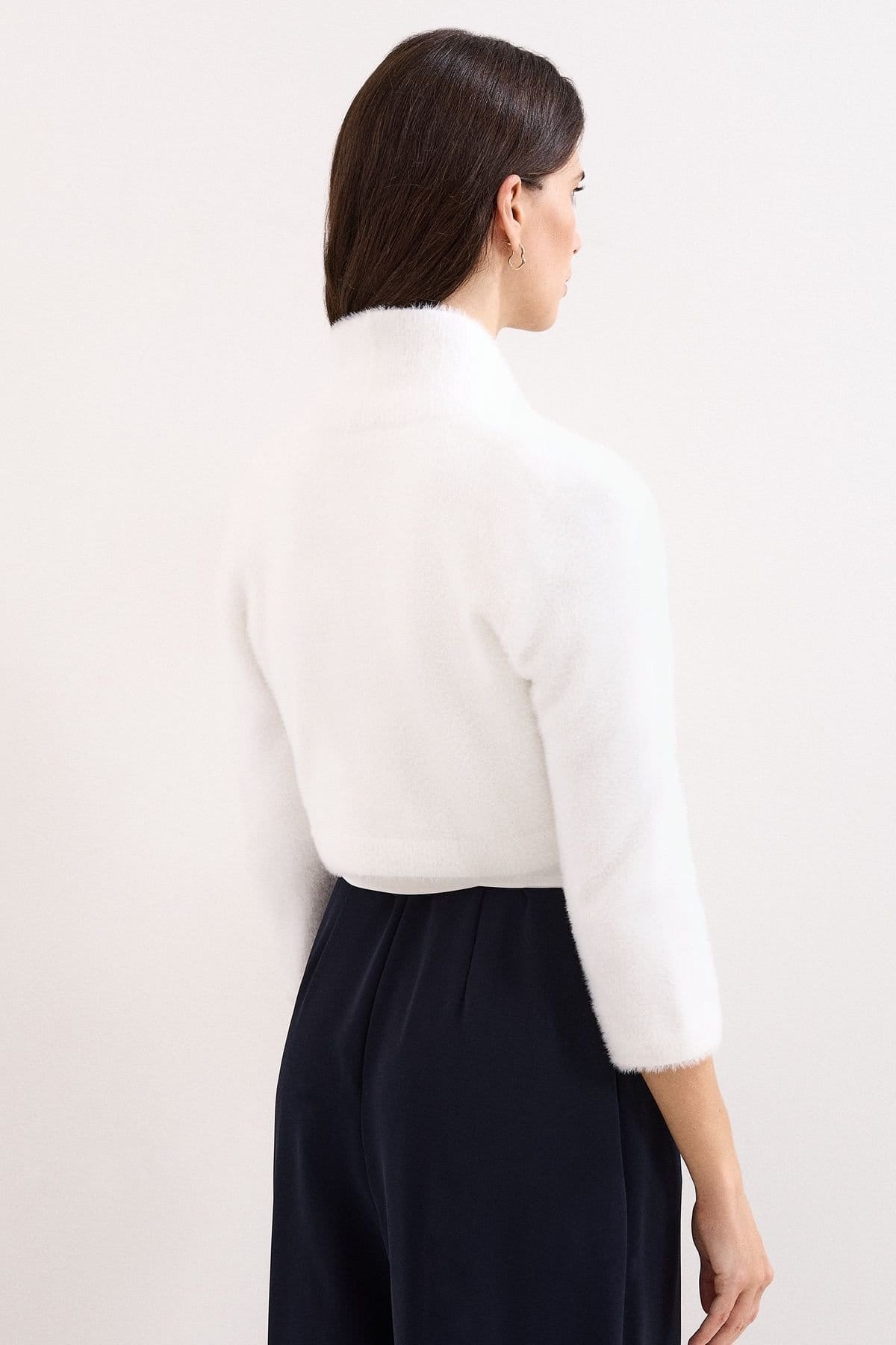 Phase Eight Phase Eight Women's Fay Fluffy 3/4 Length Sleeve Bolero in Warm White - 4