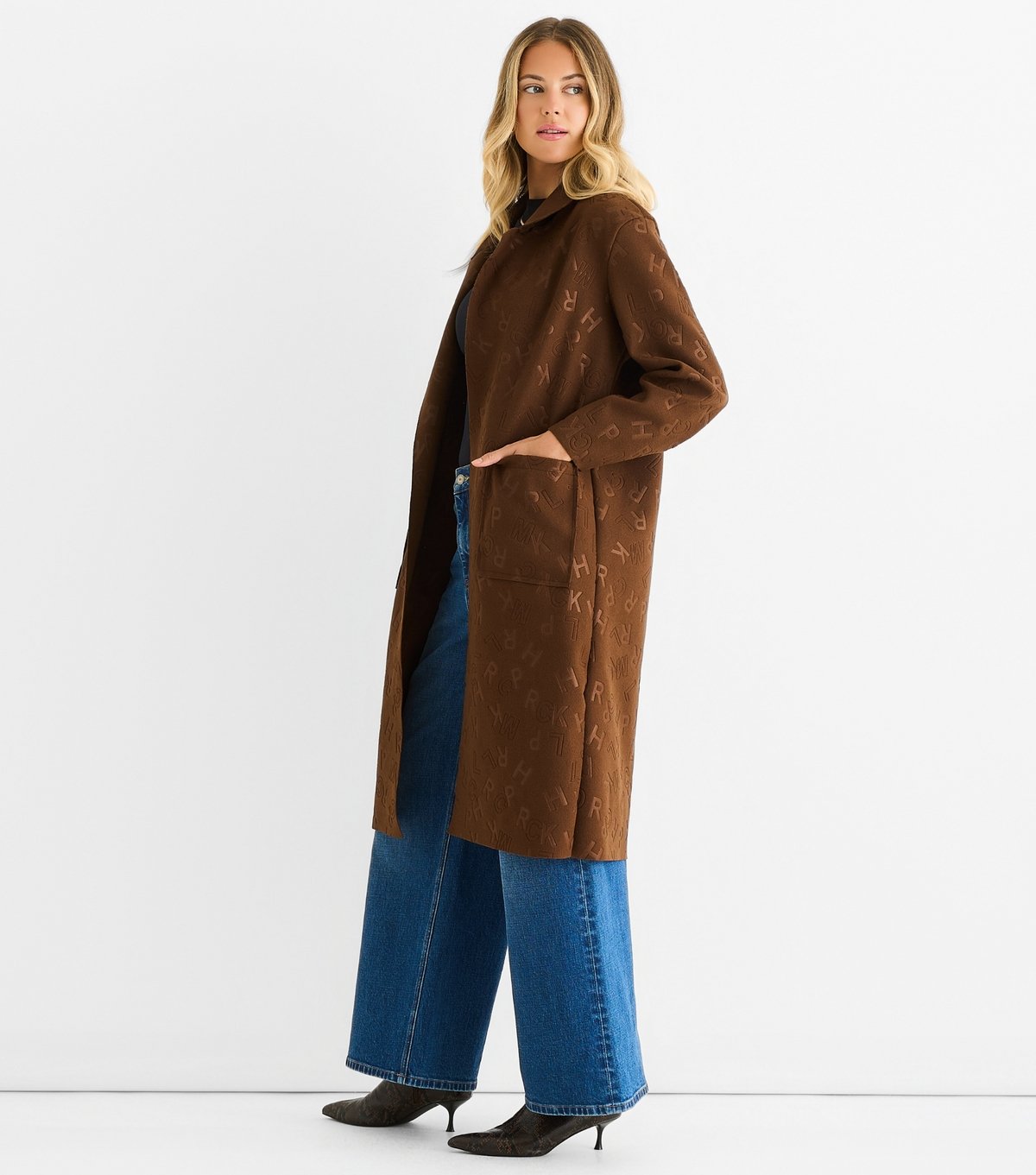 Gini London Women's Brown Collared Letter Embossed Coat Gini London New Look - 3