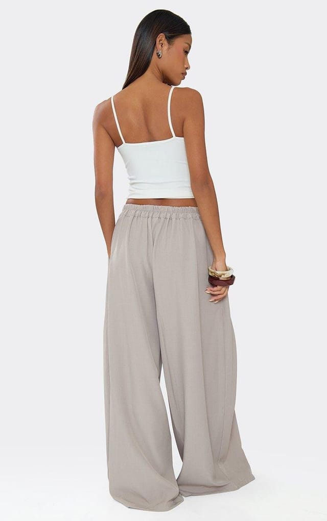 EGO Hook And Eye Mid Rise Pleated Front Tailored Wide Leg Trousers In Mushroom, Women's Size UK 6 - 2