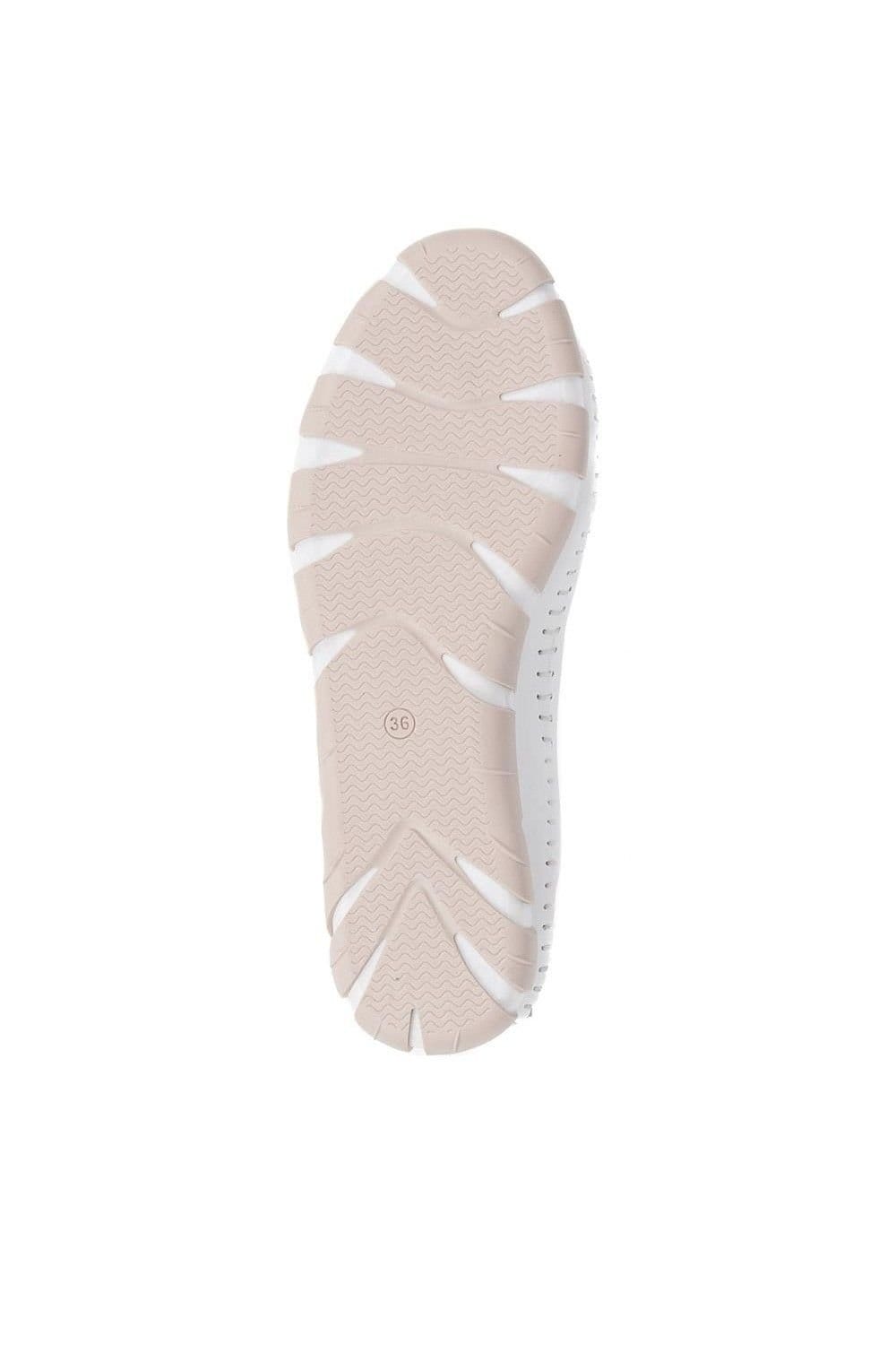Pavers Pavers Women's Slip-On Leather Pumps in White - 4