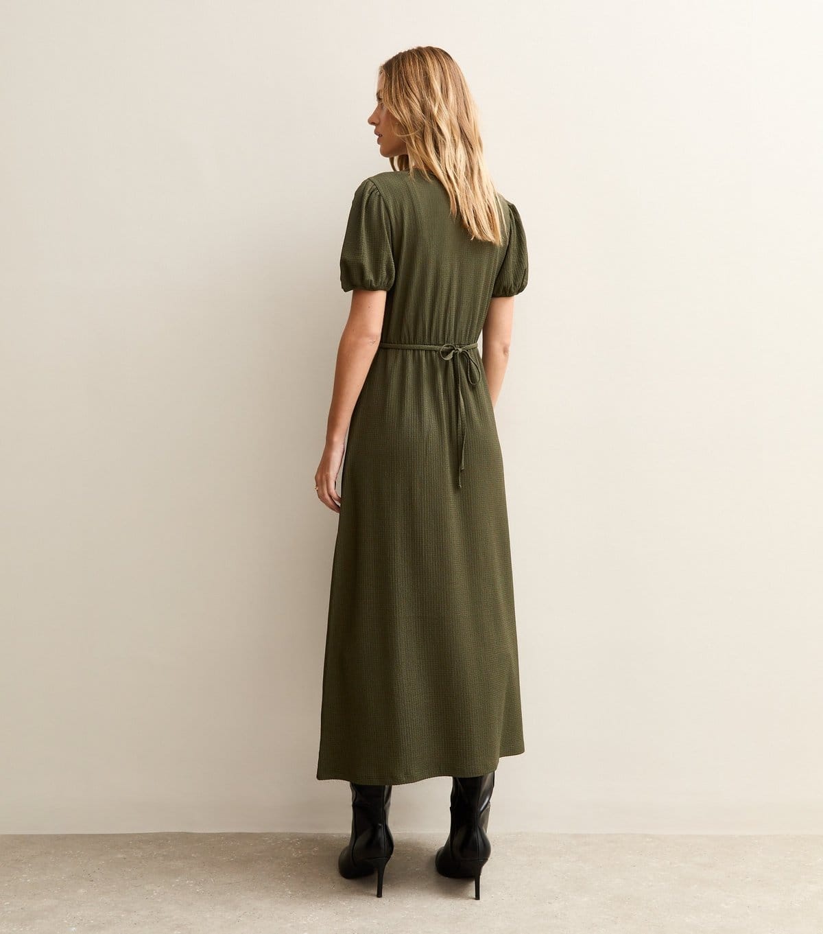 New Look Women's Khaki Keyhole Short Sleeve Midi Dress New Look - 4